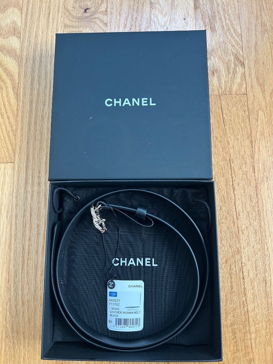 Authentic Chanel Women’s Black Leather Belt main image 4
